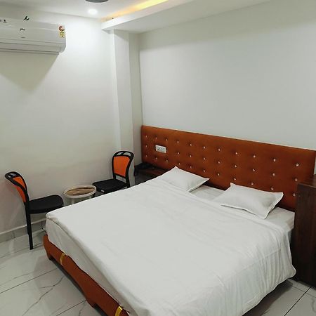 Hotel Shree Kedar Palace Ujjain Exterior photo