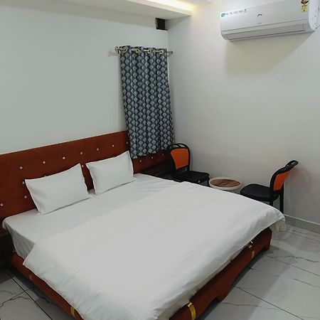 Hotel Shree Kedar Palace Ujjain Exterior photo